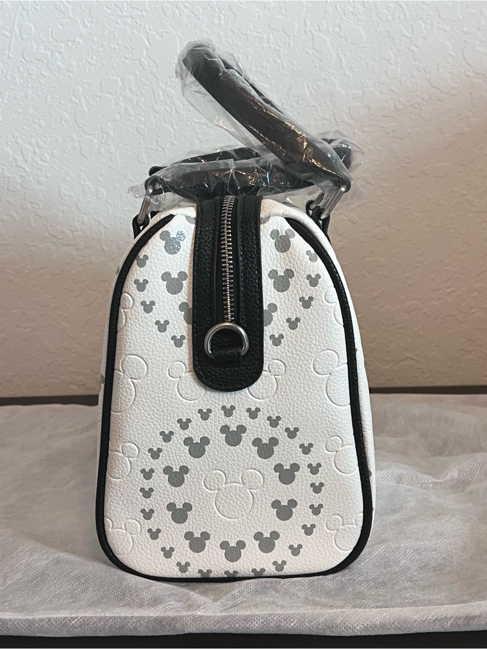 Disney Parks White and Black geometric Satchel Handbag - Picture 4 of 9